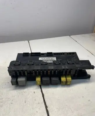 Mercedes-Benz E W211 Comfort/convenience module 2115452101 5DK00804750 15915189