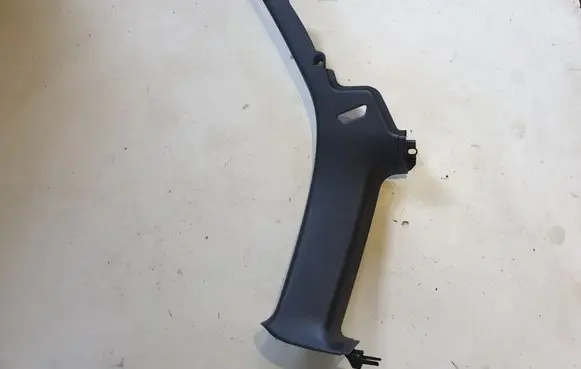 Volvo XC70 (D)pillar trim (top) 