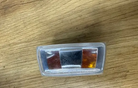 Opel Insignia A Front fender indicator light 13252455