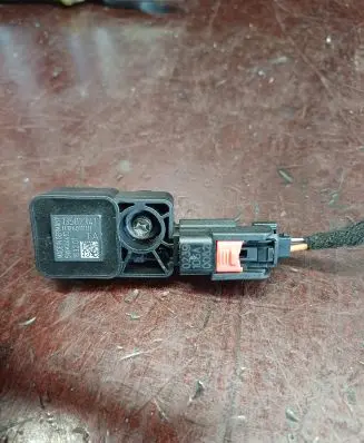 Opel Insignia A Airbag deployment crash/impact sensor 13502341 R1260111111
