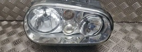 Volkswagen Golf IV Headlight/headlamp