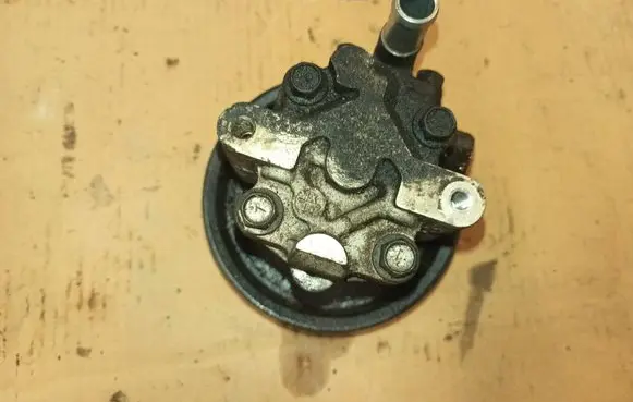 Renault Master III Power steering pump 491100100R 8200357347