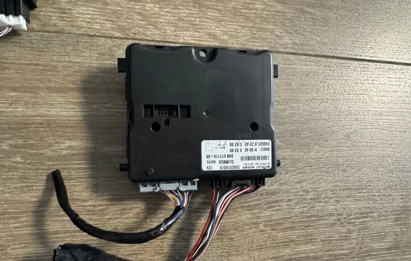 Renault Symbioz Other devices 285251887R