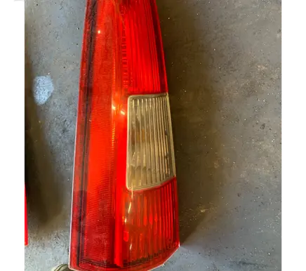 Volvo V70 Rear/tail lights 9154493