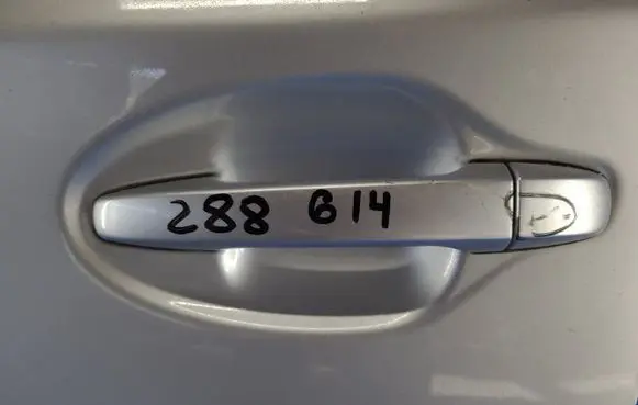 Toyota Prius (XW30) Front door exterior handle 6921074030A0