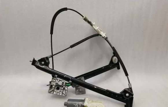 Mercedes-Benz SL R230 Front door window regulator with motor 109592