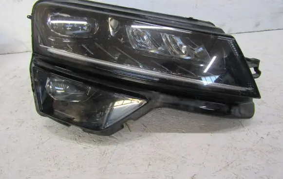 Headlight/headlamp