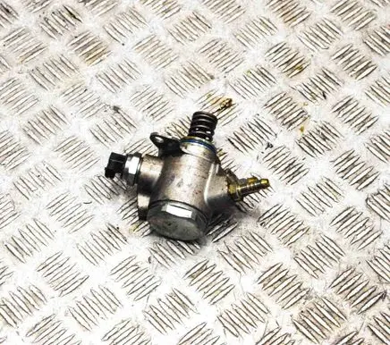 Audi A5 Sportback 8TA Mechanical fuel pump 
