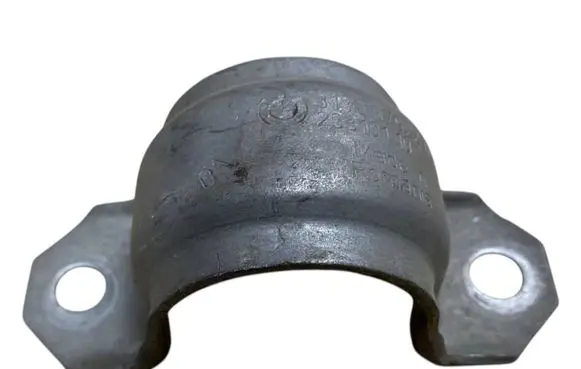 BMW 1 F20 F21 Sway bar bush bracket, front 6792207 31306792207