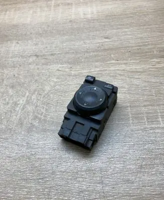 Volkswagen PASSAT B5 Wing mirror switch 3B1959565B