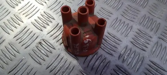 Volkswagen Golf III Spark distributor cap 