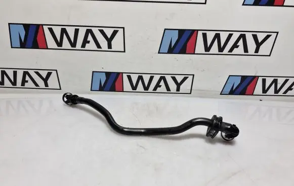 BMW 5 F10 F11 Vacuum line/pipe/hose 8600882