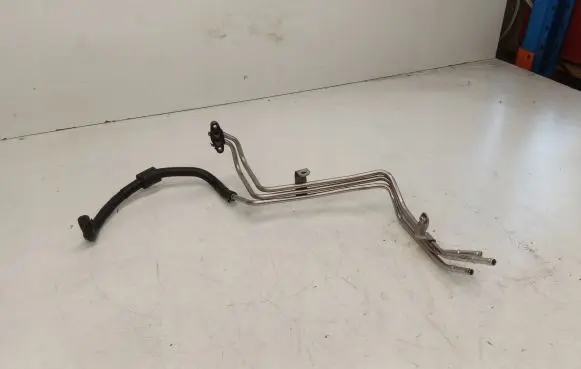 Volkswagen Golf VII Engine coolant pipe/hose 04E122157H