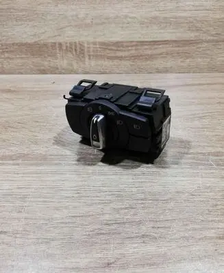 BMW 5 E60 E61 Light module LCM 9169408 33600621
