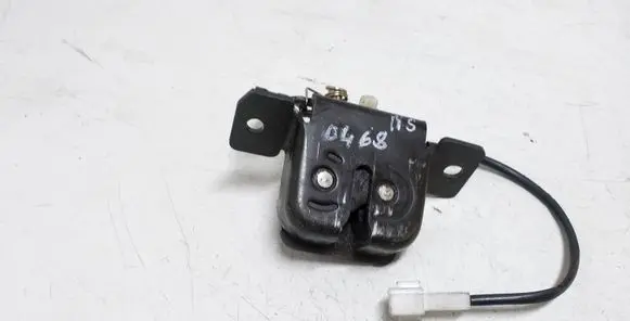 KIA Carens I Tailgate/trunk/boot lock/catch/latch