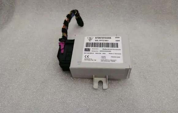 Porsche Panamera (970) Other control units/modules 97061810305
