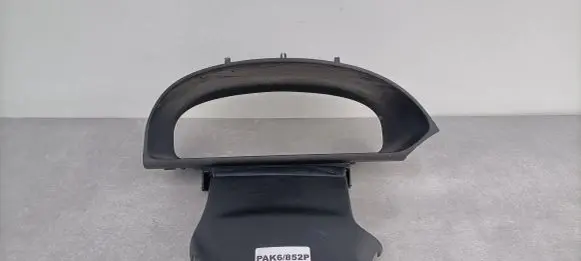 Renault Laguna II Steering wheel column trim 8200000879