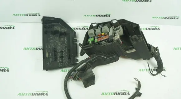 Ford Mondeo MK IV Fuse module 6G9T14A067AB
