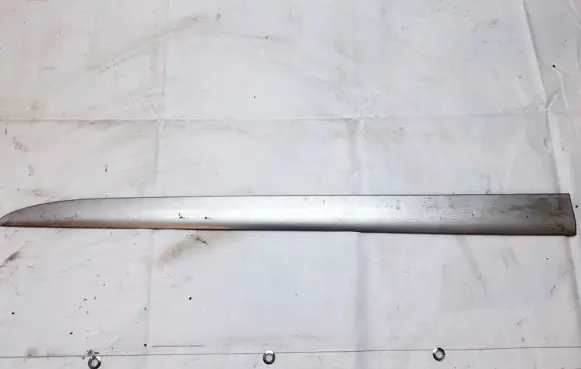 Nissan Primera Front door trim (molding) 808719f5