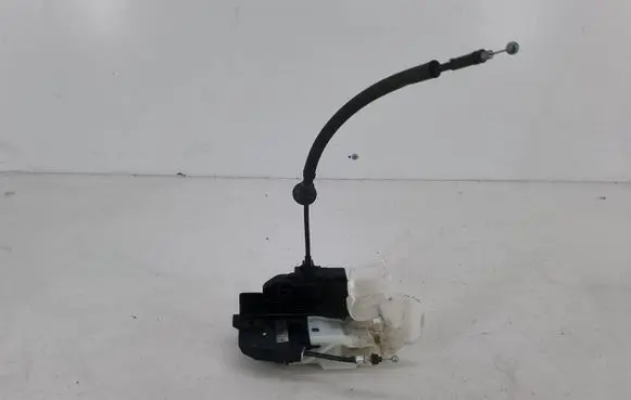 KIA Ceed Front door lock