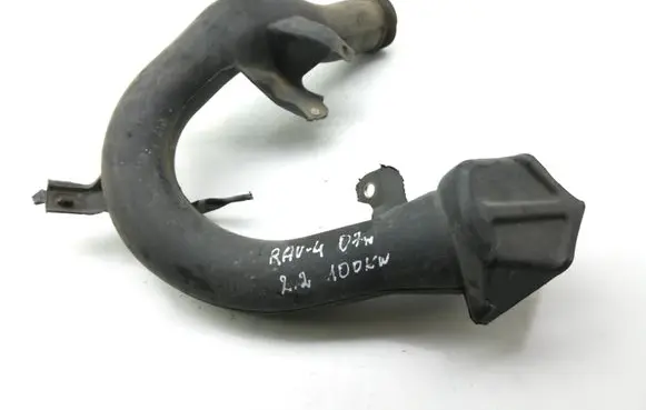 Toyota RAV 4 (XA30) Air intake duct part 1775128060