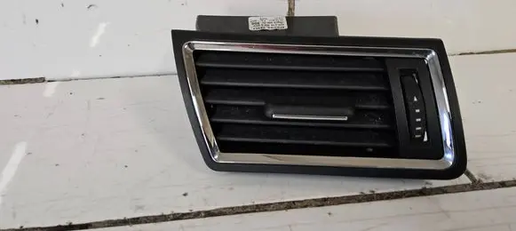Skoda Rapid (NH) Dash center air vent grill 5JA819702D 0885400001 08122016