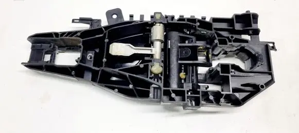 Alfa Romeo Giulia Rear door exterior handle/bracket 50545351