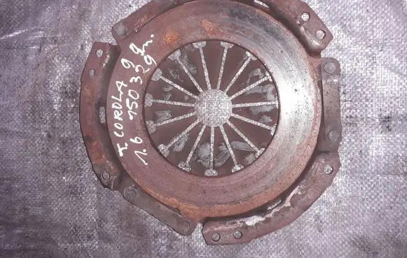 Toyota Corolla E110 Pressure plate 