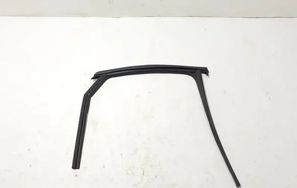 Audi A3 8Y Rubber seal rear door 8Y5839440A