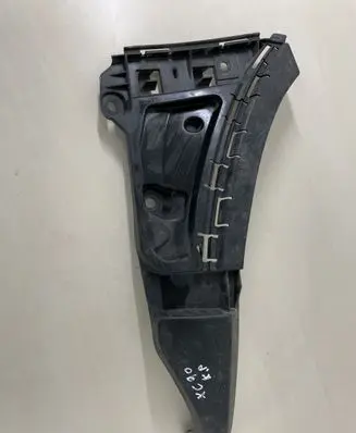 Volvo XC90 Front bumper mounting bracket 08620563