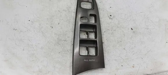 Lexus IS 220D-250-350 Front door window switch trim 7423153080