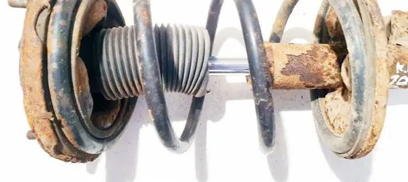 KIA Carens II Front coil spring 