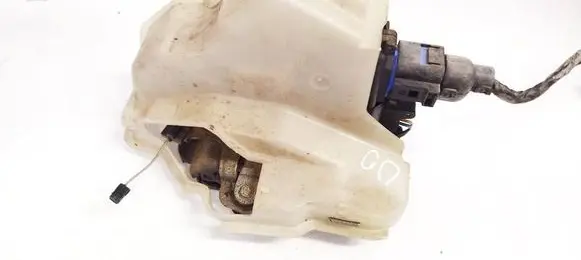 Volkswagen Golf Plus Rear door lock 