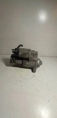 Nissan Qashqai Starter motor M000T87881 8200584675