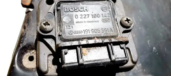 Volkswagen Golf II Ignition amplifier control unit 0227100142 191905351a