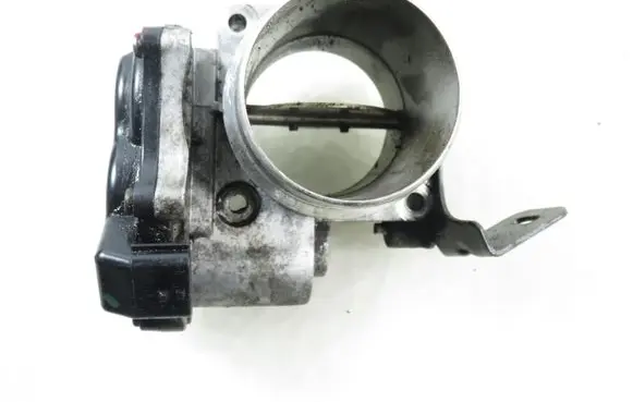 Renault Master III Throttle body valve 8201353976 161A01670R