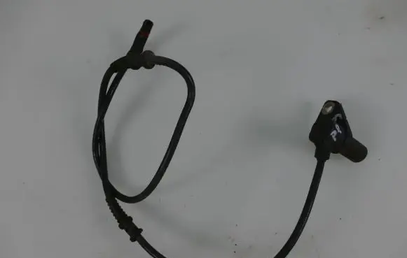 Mercedes-Benz S W140 ABS brake wheel speed sensor 0265006273