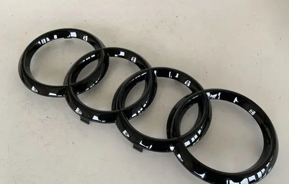 Audi Q3 8U Manufacturer badge logo/emblem 4H0853605B