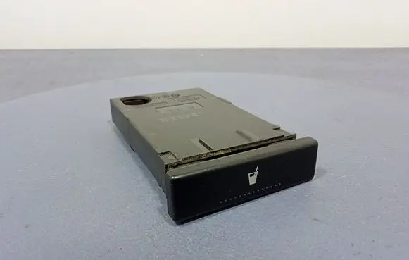 Volkswagen Sharan Glove box 7M3858601