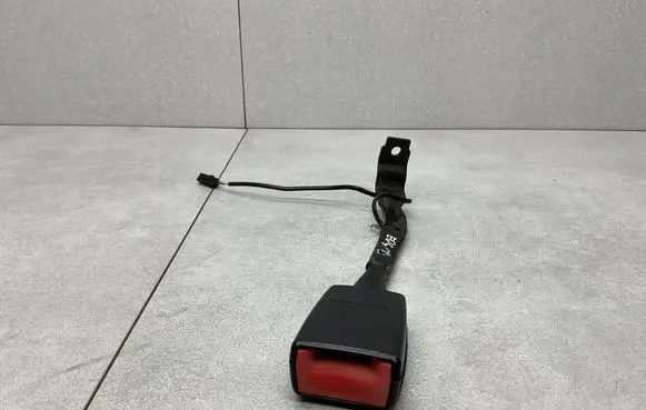 Volkswagen Eos Front seatbelt buckle 1K3857756BA