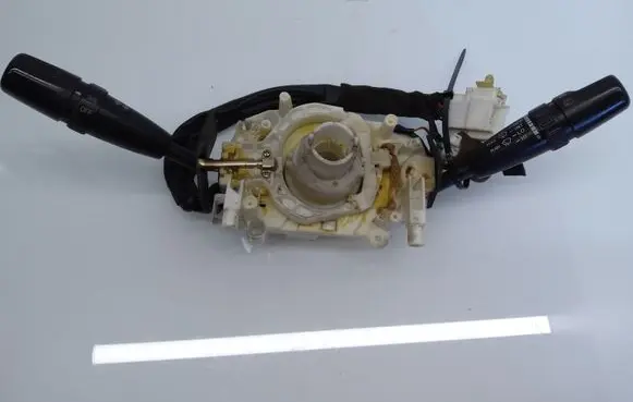 KIA Carnival Wiper turn signal indicator stalk/switch 031218