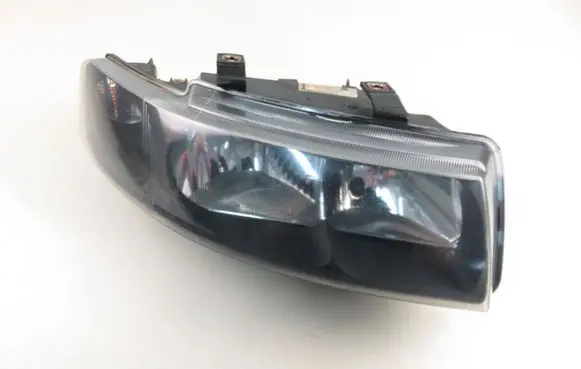 Seat Toledo II (1M) Headlight/headlamp 1M1941002B