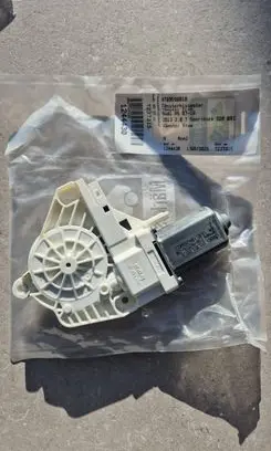 Audi A5 8T 8F Front door window regulator motor 8T0959801B 1244430 T237315