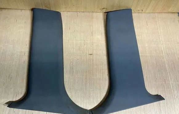 BMW 7 E38 (B) pillar trim (bottom) 8125917 8125918 101144
