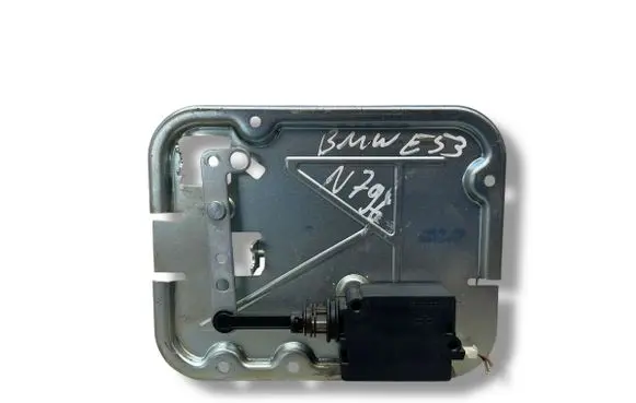 BMW X5 E53 Tailgate boot lock/latch motor 8408497 5124