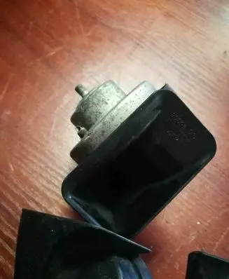 BMW 7 E65 E66 Horn signal 0055306