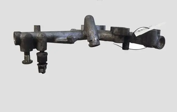 Toyota Avensis T250 Oil filter mounting bracket
