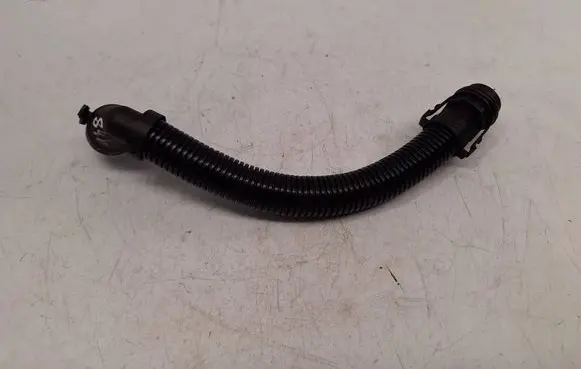 BMW 2 F22 F23 Breather hose/pipe 13717823517
