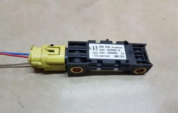 Hyundai Tucson LM Airbag deployment crash/impact sensor 959202E000