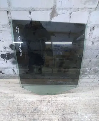 Land Rover Freelander 2 - LR2 Rear door window glass 